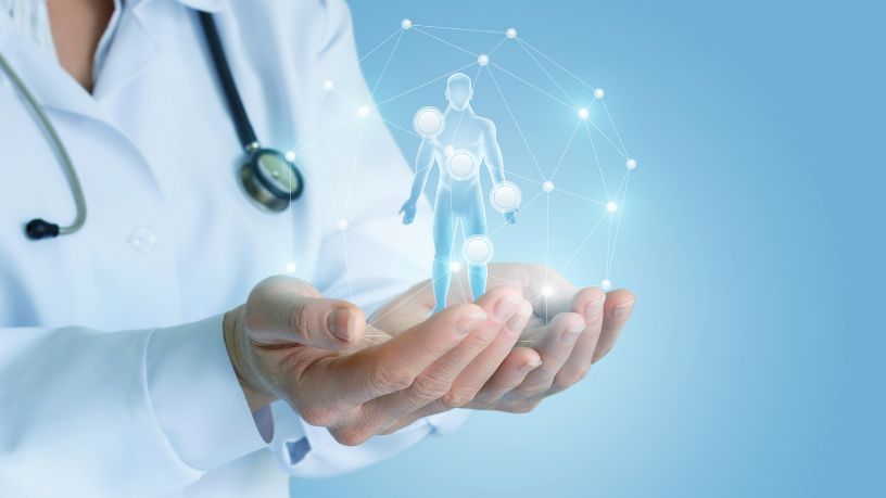A digitalização na saúde ganha destaque com Elias Assum Sabbag Junior ao mostrar seu impacto direto na precisão e agilidade dos cuidados médicos.