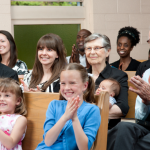 Fé em Segundo Plano em um Mundo Guiado por Tecnologia, Dinheiro e Poder