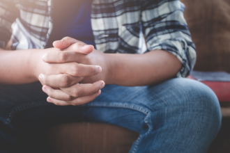 Cresce Conflito Entre Igrejas Evangélicas de Franquia e Comunidade no Brasil