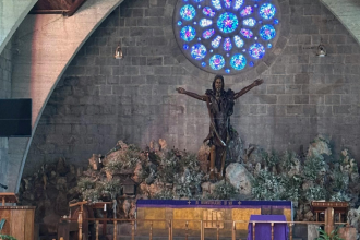 Como a Inteligência Artificial Está Transformando a Vida nas Comunidades Religiosas