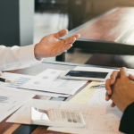 Debate sobre escala 6x1 amplia discussões sobre jornada de trabalho e relações trabalhistas no Brasil